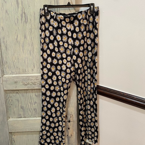 Free People ‘Clean Crop’ Daisy High Waist Pants Size 12 - Picture 3 of 6